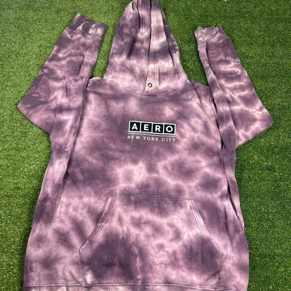 Aeropostale Men's Purple Hoodie